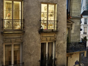 Gail Albert Halaban, « Out My Window », Paris Views, 2012. Source : http://www.cristinamello.com.br/?m=2014&paged=3.