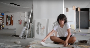 Portrait de Manoela Medeiros par Victor Fajardo (extrait) / 62ème Salon de Montrouge, 2017