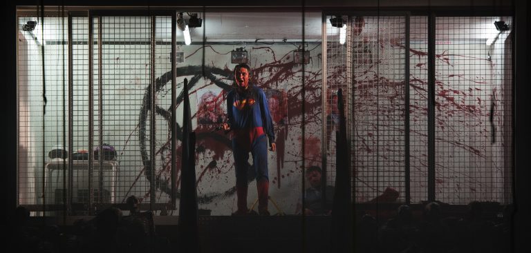 « Je suis un pays » de Vincent Macaigne, l&rsquo;amour de la destruction