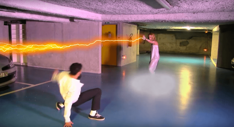 « L’esthétique 2017, c’est du copié collé », célébrons l&rsquo;incongru avec Julia Tarissan