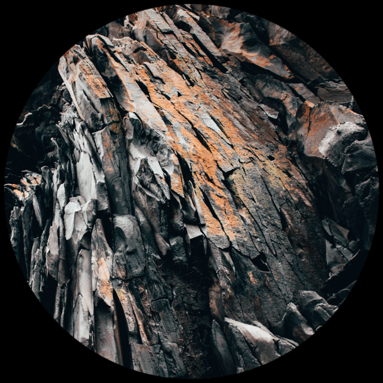 Rainmaking, le nouvel EP hypnotique de Calling Marian