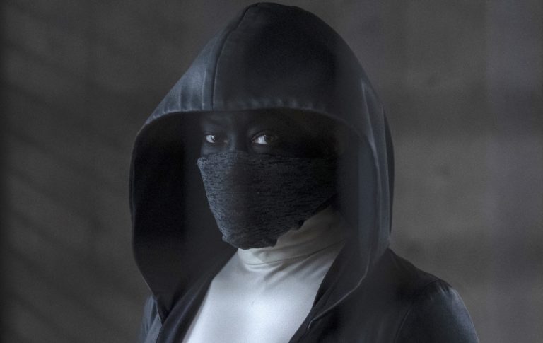 Comment la série Watchmen autopsie la blanchité de la culture comics