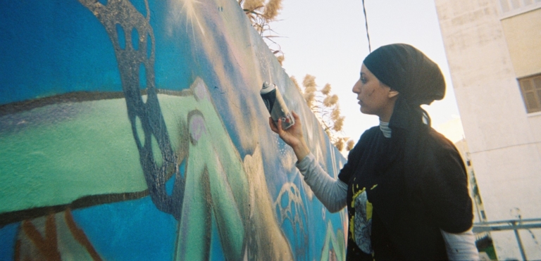 Drop the mic : arts urbains et féminisme dans la Tunisie post-révolutionnaire