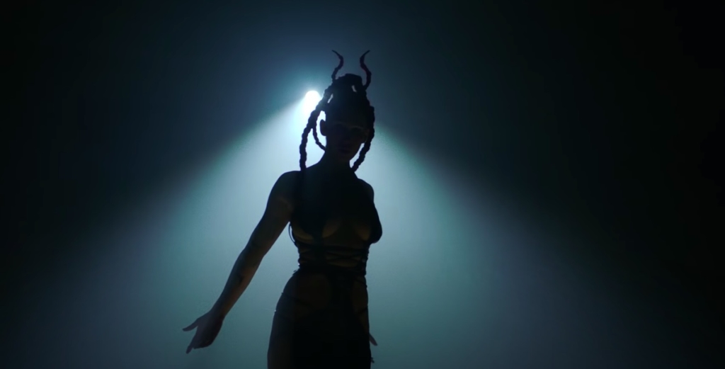 Manifesto 21 - Clips