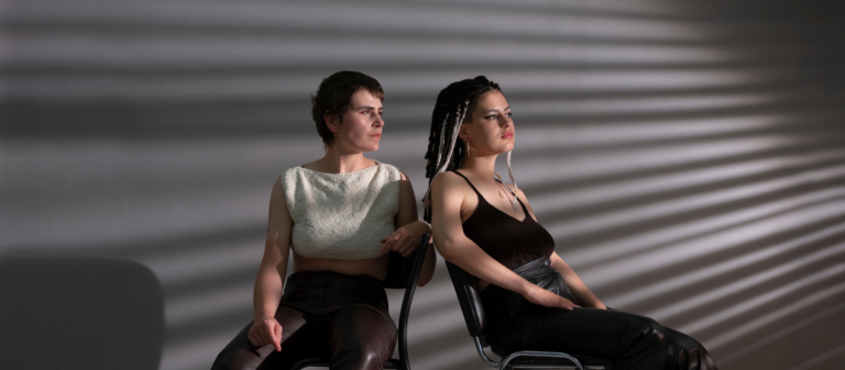 Nino André et Vinciane Mandrin : strike a pose, smash the patriarchy