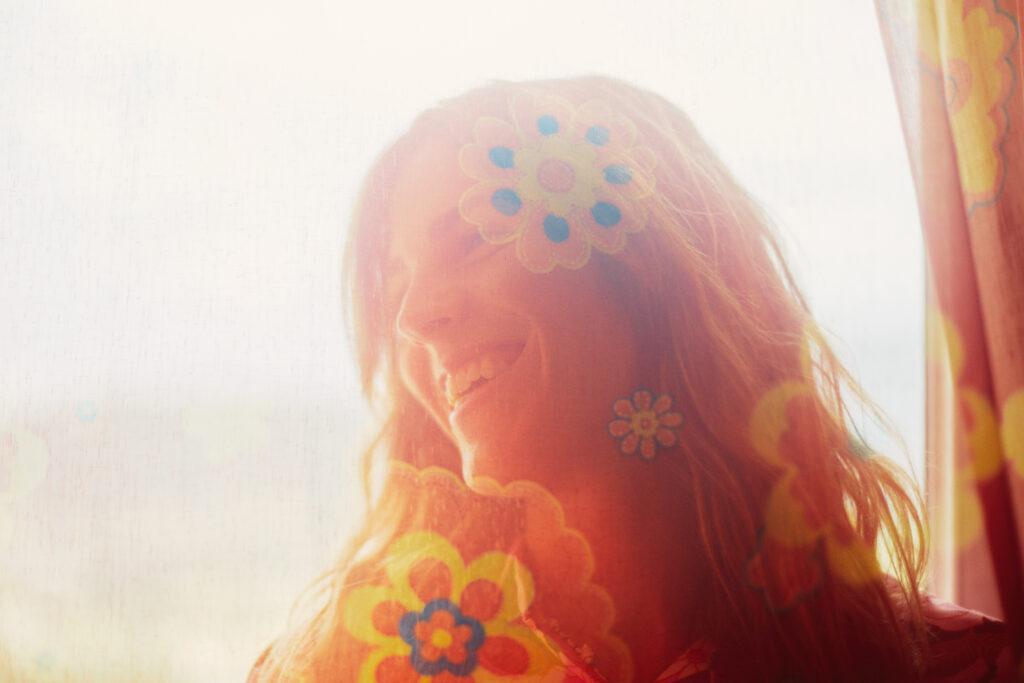 Melody's Echo Chamber - Manifesto XXI