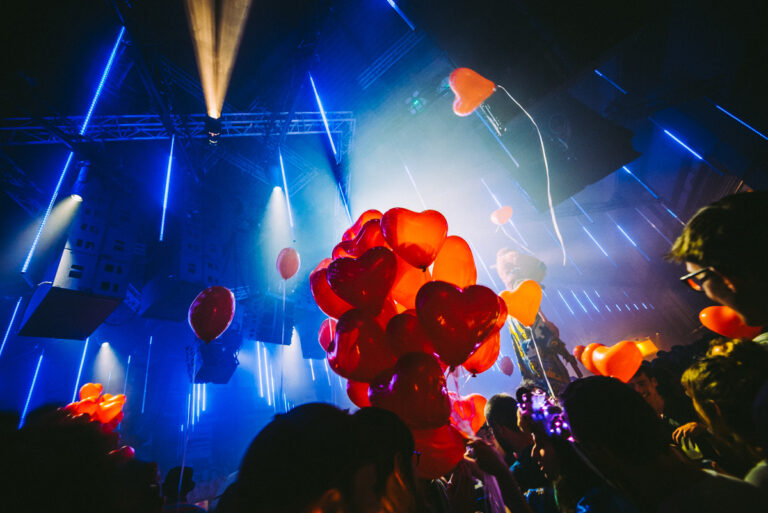Nuits sonores 2022 promet de remuer autant nos corps que nos méninges