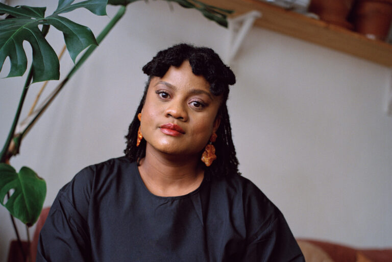 Conversation avec Jennifer Padjemi : aimer son corps au temps du capital beauté