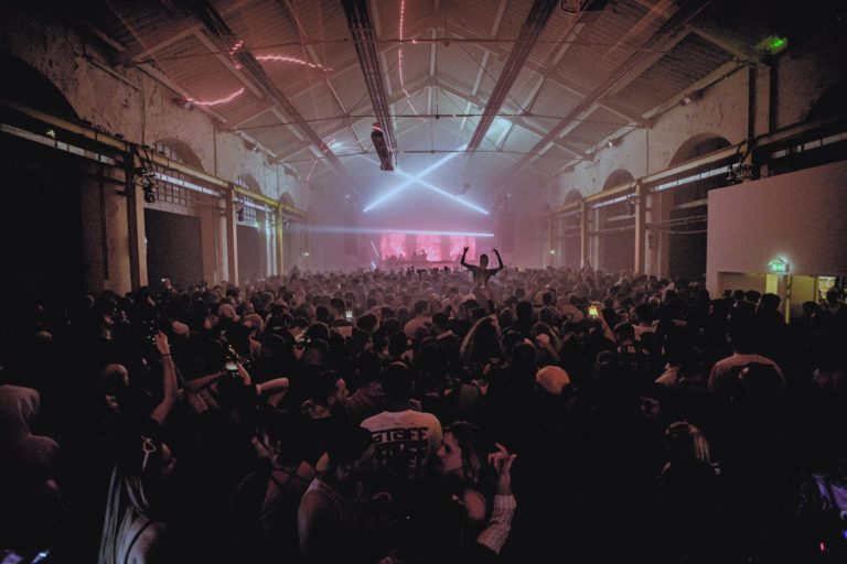 On a diggé pour vous la folle programmation de Positive Education