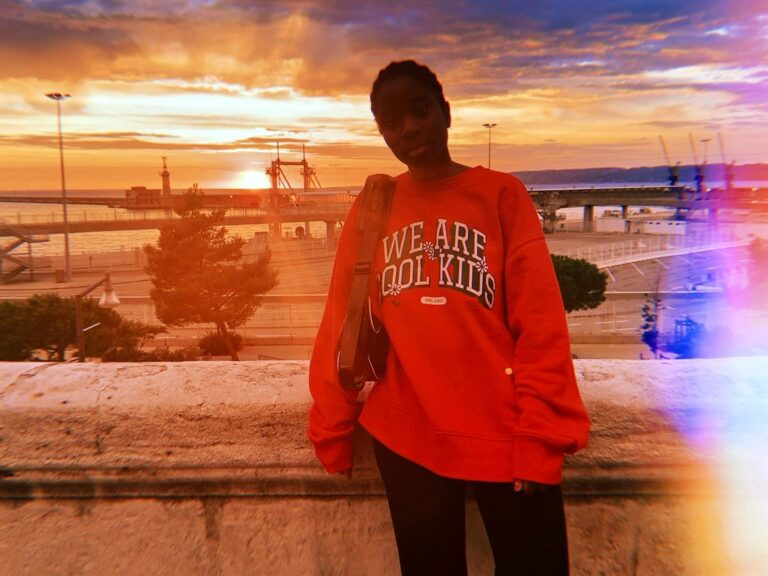 « Ce n&rsquo;est pas qu’on n’existe pas dans la mode, c’est que vous ne voulez pas nous faire exister » : un thé avec Christelle Bakima Poundza (part. 2)