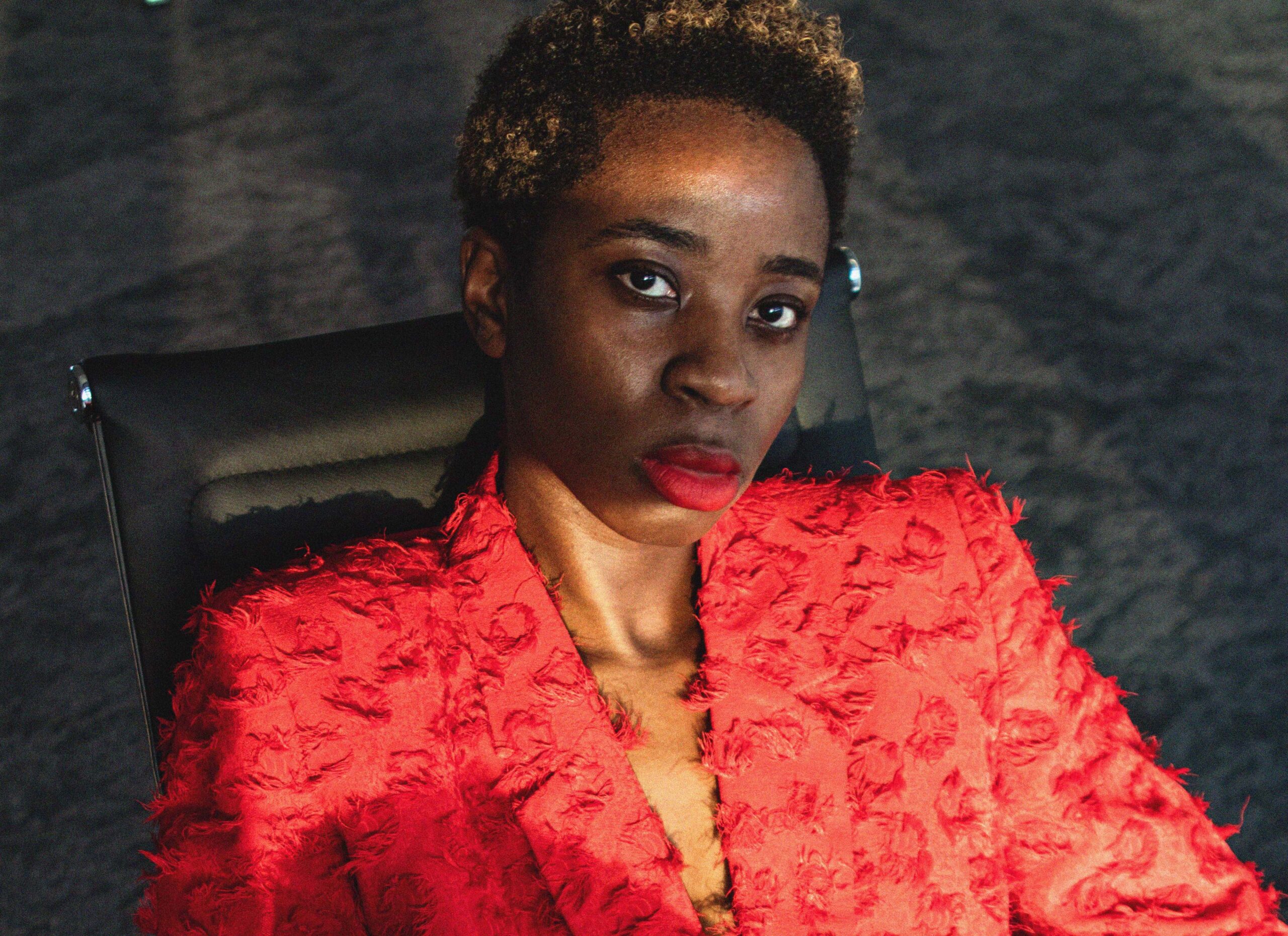 « J’ai senti que ça allait me coûter si je n’écrivais pas » : un thé avec Christelle Bakima Poundza (part. 1)